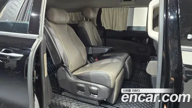 Kia Carnival 2024 — Фото 11/20