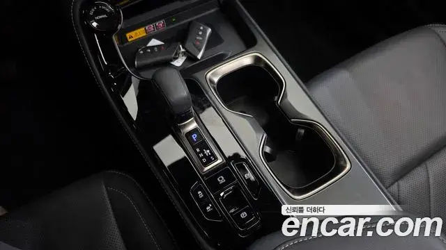 Lexus NX350h 2023 — ფოტო 17/32