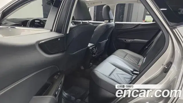 Lexus NX350h 2023 — ფოტო 32/32