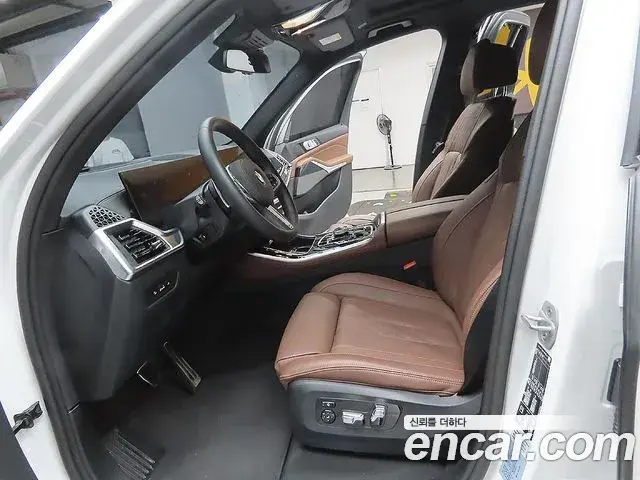 BMW X5 2025 — Фото 12/20