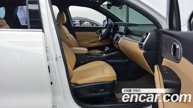 Kia Sorento 2021 — Фото 11/20