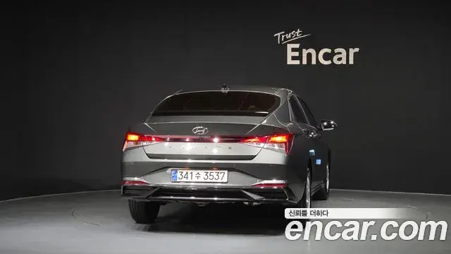 Hyundai Avante 2021 — Photo 4/20