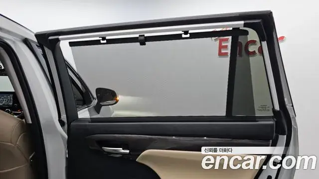 Toyota Highlander 2024 — Şəkil 14/35