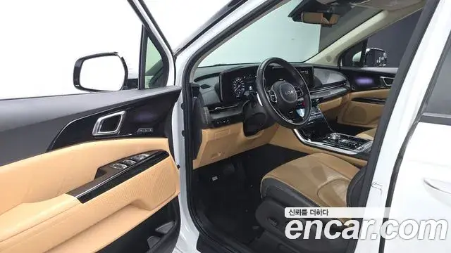 Kia Carnival 2023 — Фото 10/20
