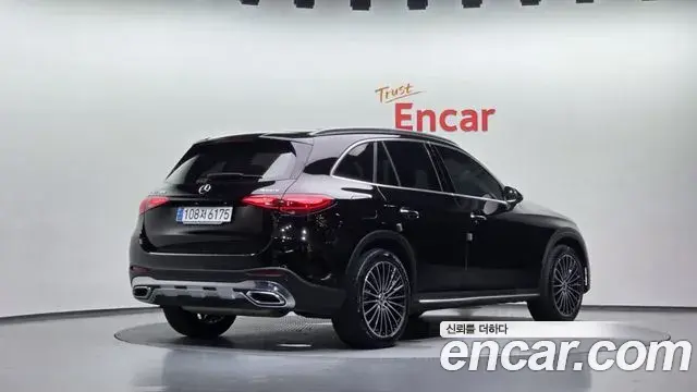 Mercedes-Benz GLC-Class 2023 — Фото 2/20
