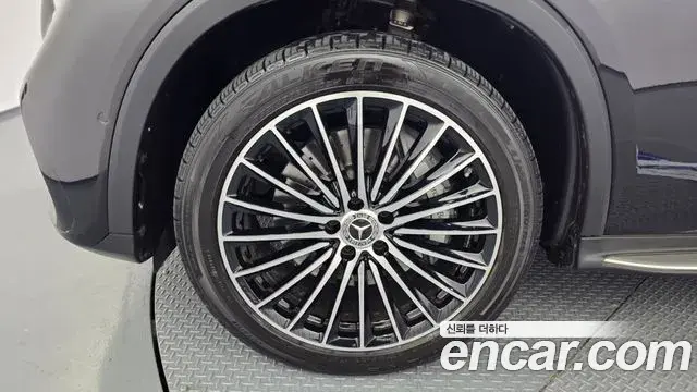 Mercedes-Benz GLC-Class 2023 — Фото 5/20