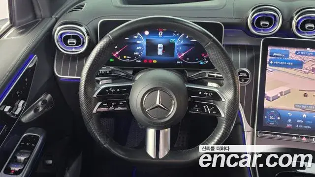 Mercedes-Benz GLC-Class 2023 — Фото 13/20
