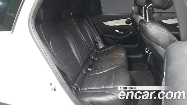 Mercedes-Benz GLC-Class 2021 — ფოტო 12/20