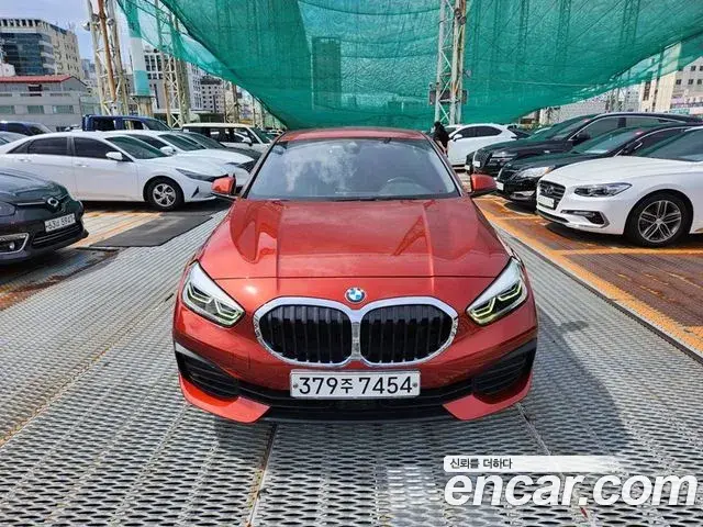 BMW 1 Series 2020 — Photo 2/20