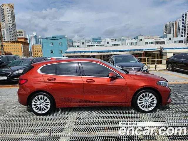BMW 1 Series 2020 — Photo 10/20