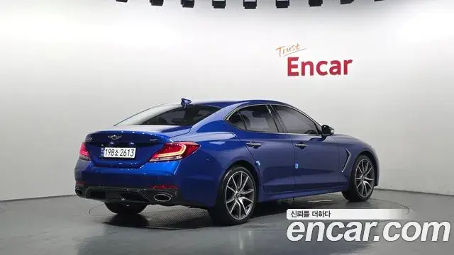 Genesis G70 2018 — Фото 2/20
