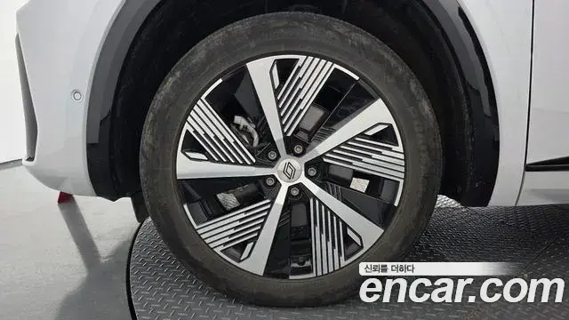 Renault Samsung Grand Koleos 2024 — ფოტო 5/34