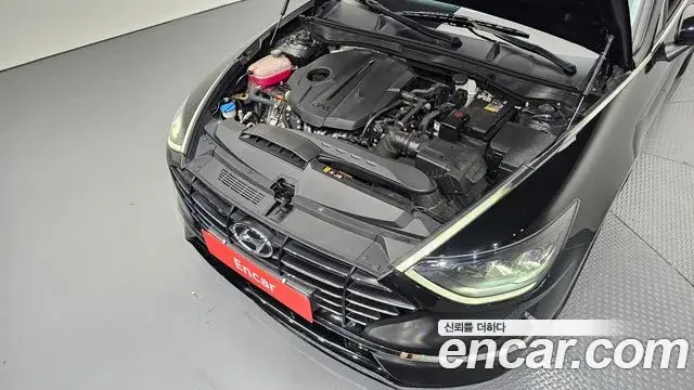 Hyundai Sonata 2020 — Фото 6/20