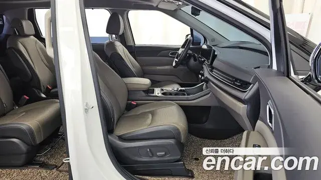 Kia Carnival 2025 — Photo 11/20