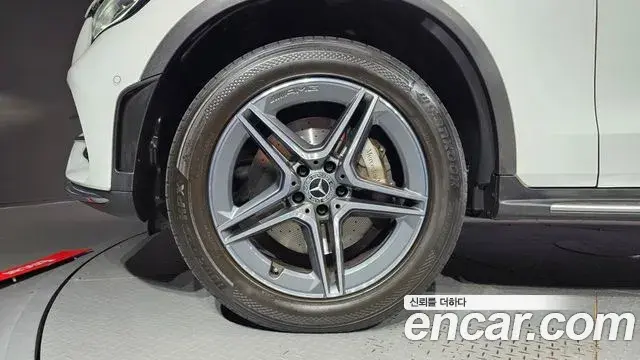 Mercedes-Benz GLC-Class 2020 — Photo 5/20