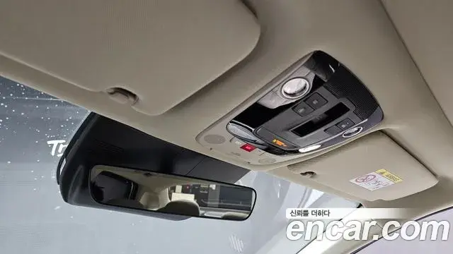 Kia K5 2025 — ფოტო 31/36