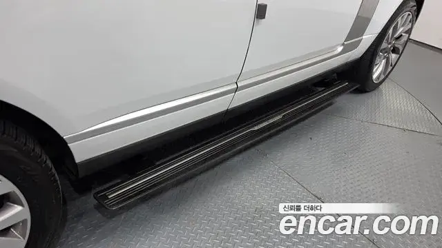 Land Rover Range Rover 2019 — ფოტო 9/34