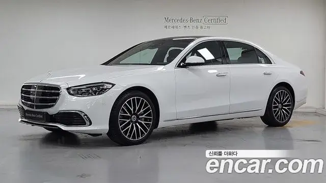 Mercedes-Benz S-Class 2025 — Фото 10/17