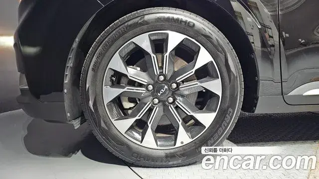 Kia Carnival 2022 — Фото 5/20