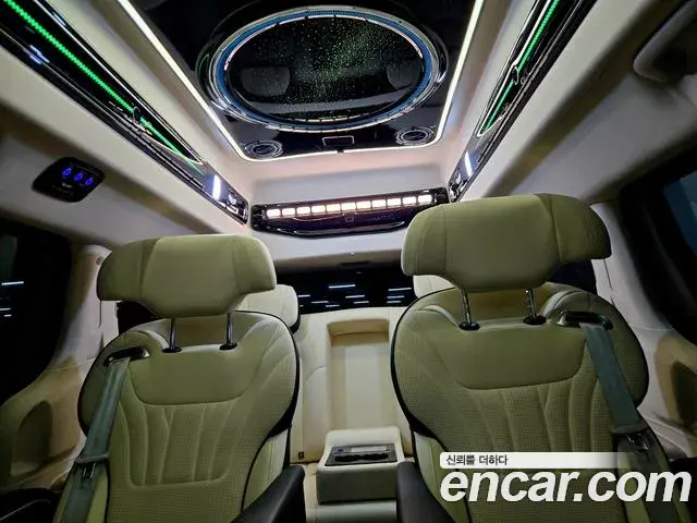 Kia Carnival 2024 — ფოტო 18/20