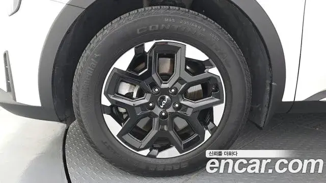 Kia Sorento 2024 — Фото 5/20