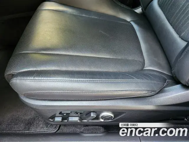 Hyundai Grandeur 2023 — Фото 8/20