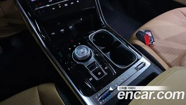 Kia Carnival 2023 — Фото 9/20