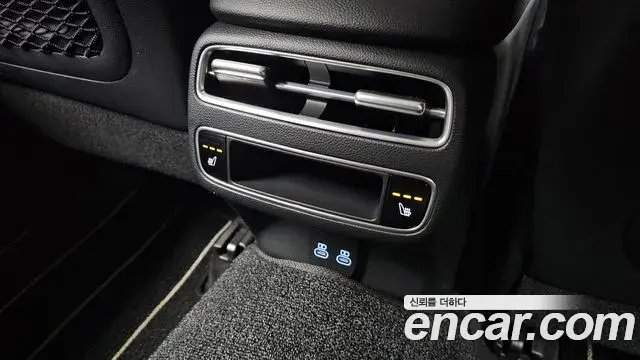 Genesis GV70 2025 — Şəkil 1/31