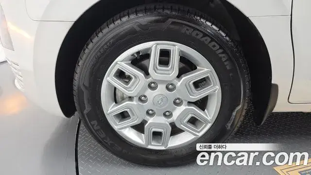 Hyundai Staria 2022 — Фото 5/20