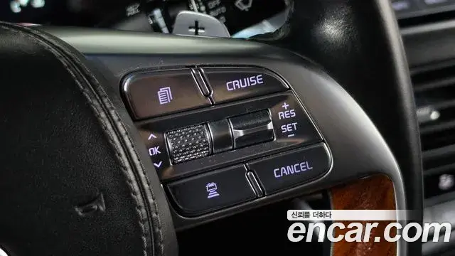 Kia The K9 2018 — Photo 14/20