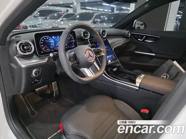 Mercedes-Benz C-Class 2026 — Фото 8/17
