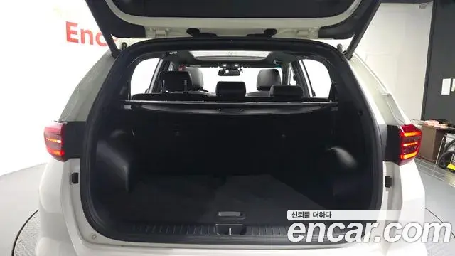 Kia Sportage The Bold 2018 — Фото 20/20
