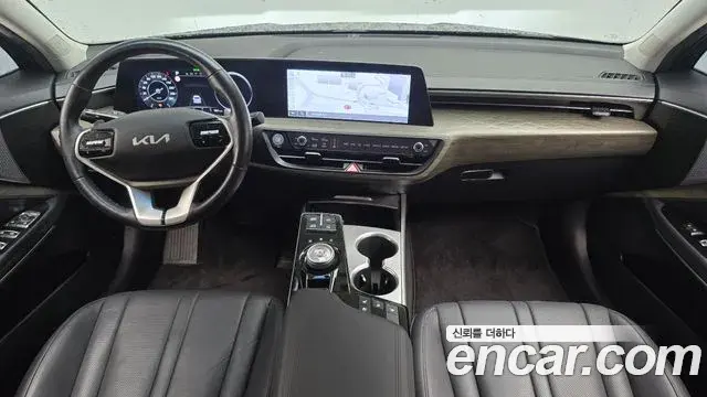 Kia K8 2023 — Photo 7/20