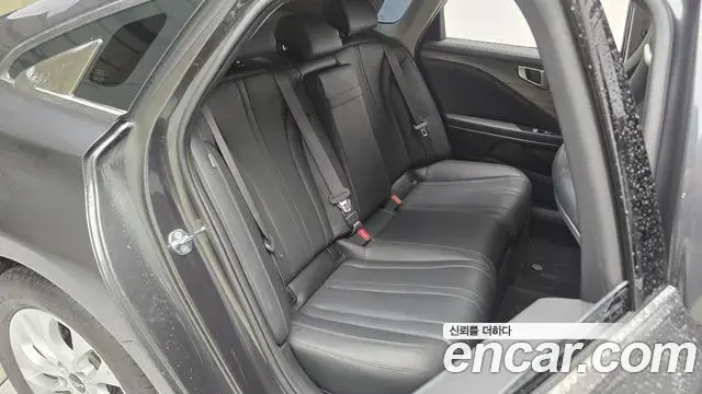 Kia K8 2023 — Photo 12/20