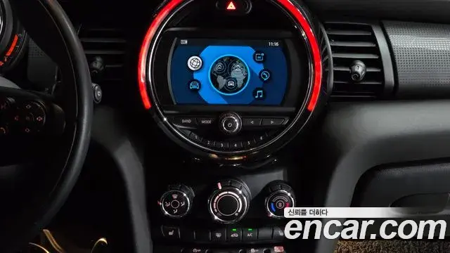 Mini Cooper 2019 — Şəkil 14/20