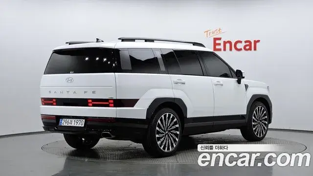 Hyundai Santa Fe 2024 — Photo 1/20