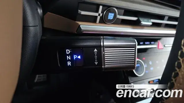 Hyundai Santa Fe 2024 — Photo 7/20
