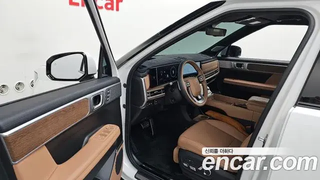 Hyundai Santa Fe 2024 — Photo 8/20