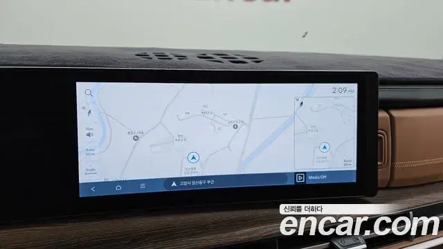 Hyundai Santa Fe 2024 — Photo 14/20