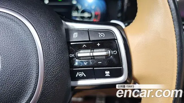 Kia Sorento 2023 — Photo 18/20
