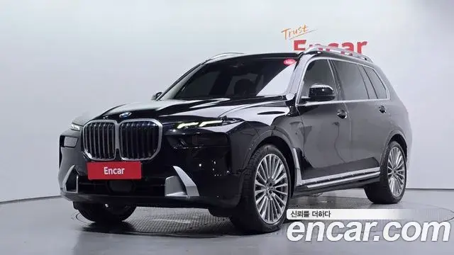 BMW X7 2022 — Photo 1/20
