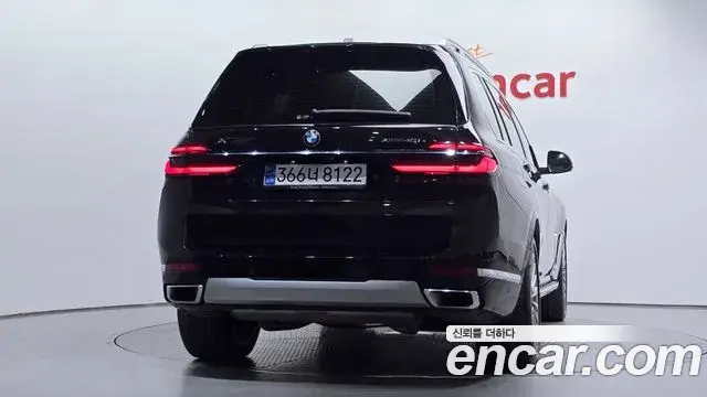 BMW X7 2022 — Photo 4/20