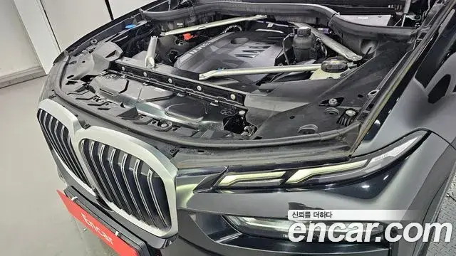 BMW X7 2022 — Photo 6/20