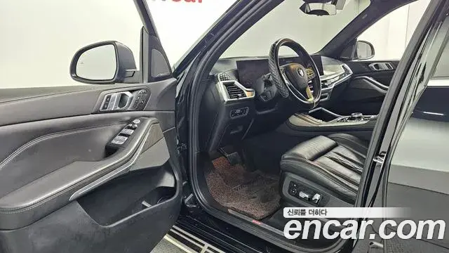 BMW X7 2022 — Photo 10/20