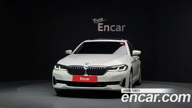 BMW 5 Series 2022 — ფოტო 2/20