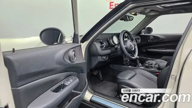 Mini Cooper Clubman 2018 — Şəkil 10/20