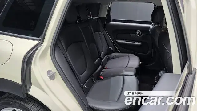 Mini Cooper Clubman 2018 — Şəkil 11/20