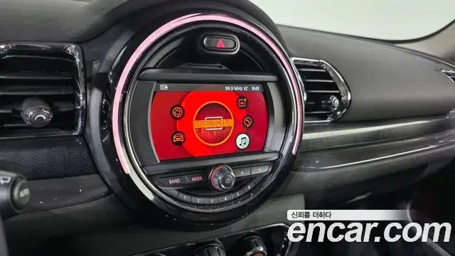 Mini Cooper Clubman 2018 — Şəkil 14/20