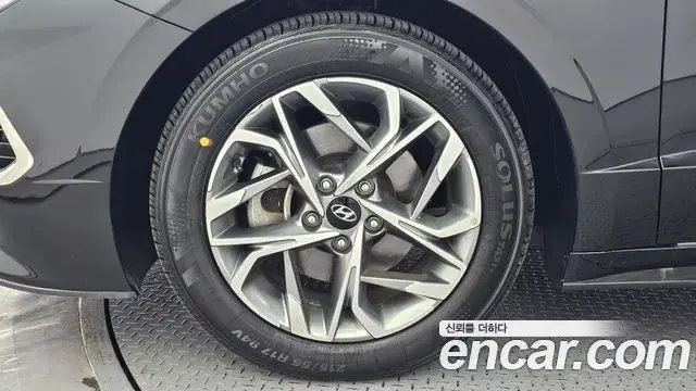 Hyundai Sonata 2020 — Photo 5/20