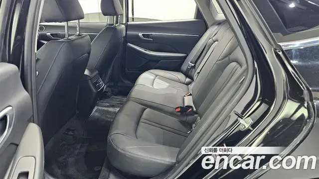 Hyundai Sonata 2020 — Photo 12/20